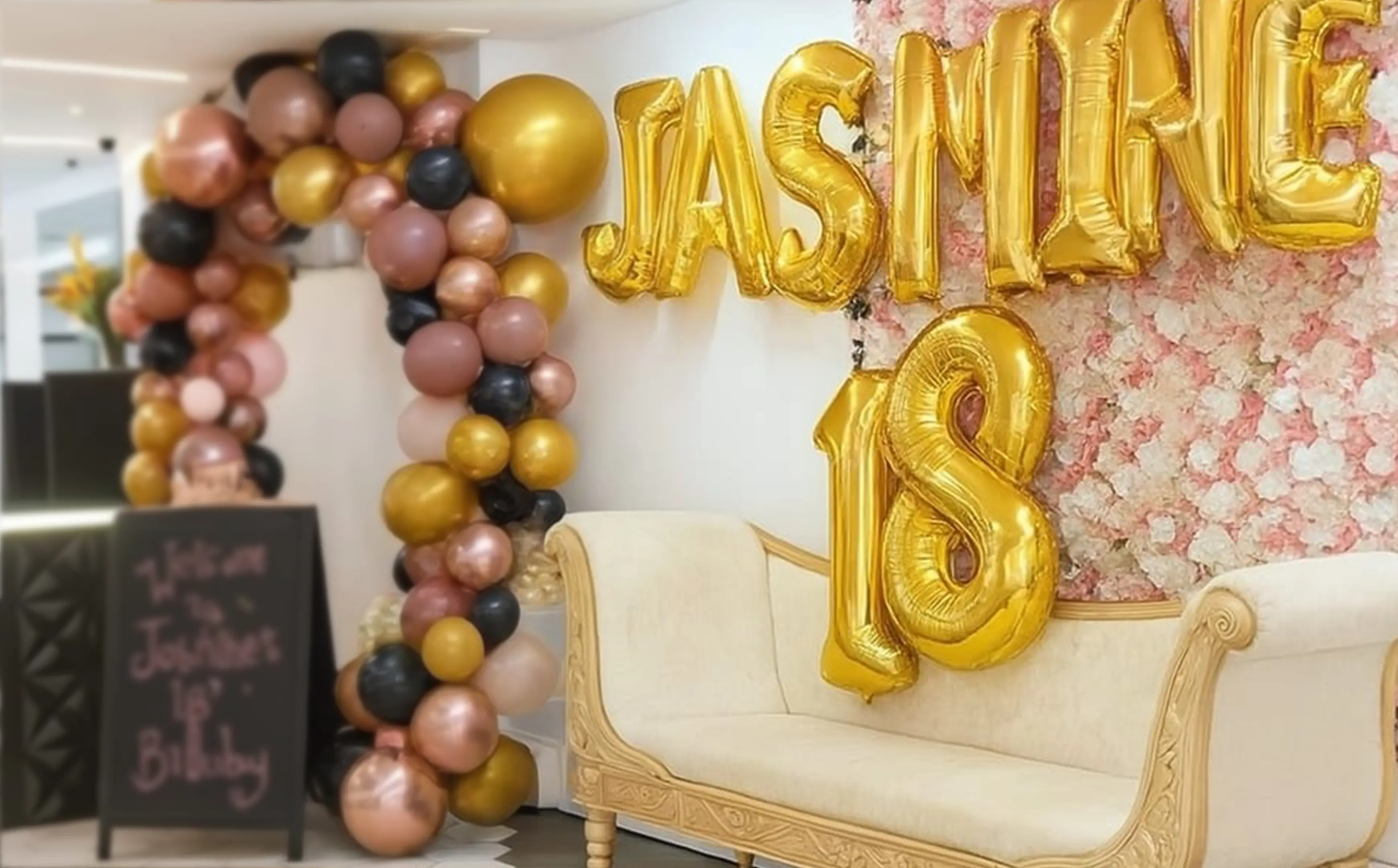 Jasmine Lounge Decor